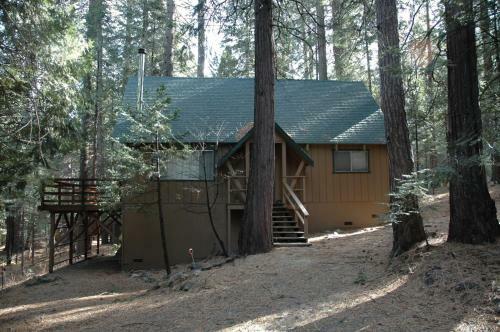 Hicks Tree Fort-3 Bedroom Cabin