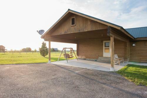 Saddlehorn Cabin
