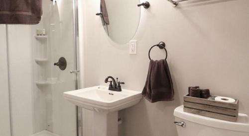 Skipper- Galloping Goose Cottages