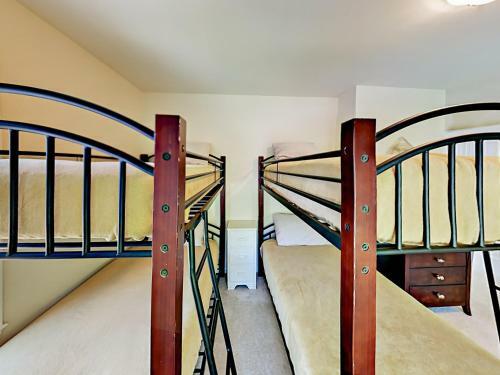 7 Spyglass Hill Rd Home