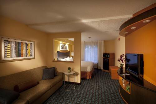 Hotel Fairfield Inn And Suites By Marriott Cincinnati Eastgate