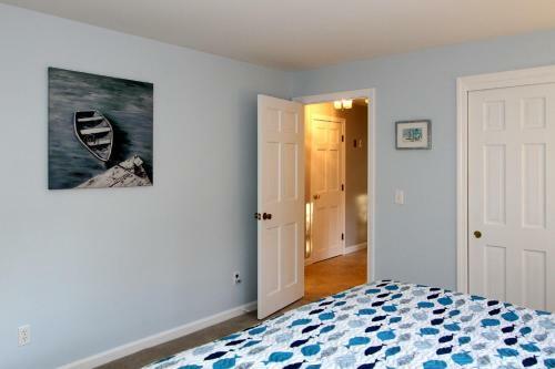 40 Epanow Rd Home