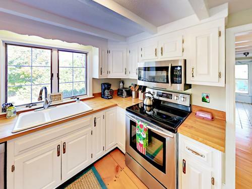 200 Shurtleff Rd Home