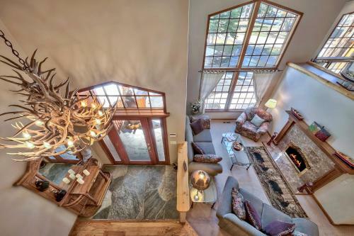 2252 Chiapa Dr Home