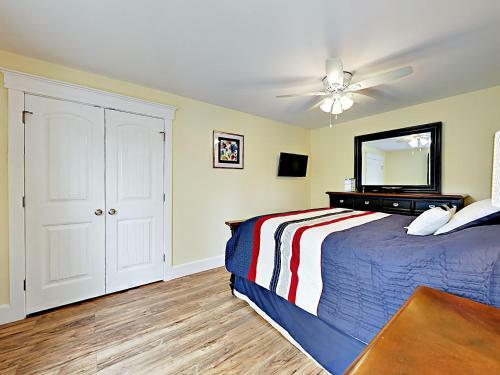 Apartamento 306 Eddy Rd Condo #d