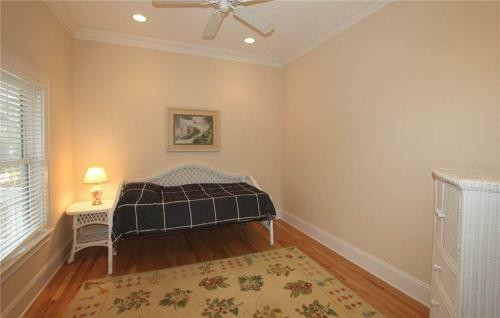 Goldsmith- 5 Bedroom Home
