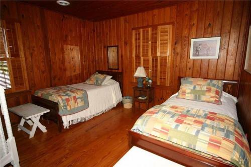 The Barefoot- Up Home