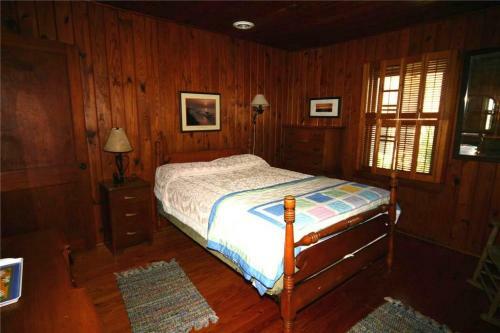 The Barefoot- Up Home