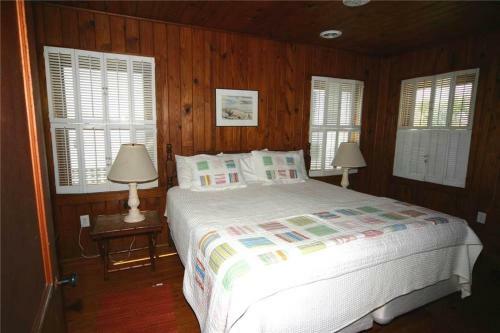 The Barefoot- Up Home