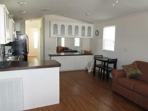 Southern Palms Park Model 5