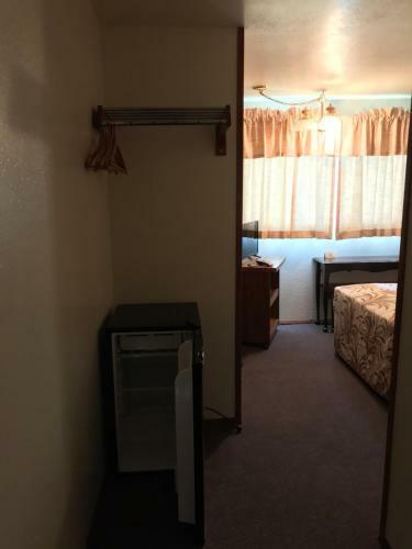 Far West Motel