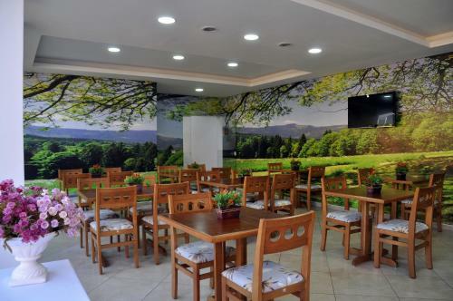 Hostal Pousada Shangrila