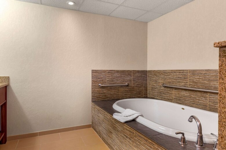 Hotel Comfort Inn Foxboro - Mansfield
