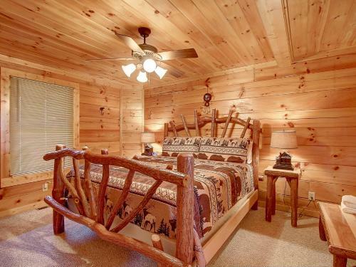 Bear Cub Hideaway Cabin