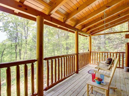 Bear Cub Hideaway Cabin