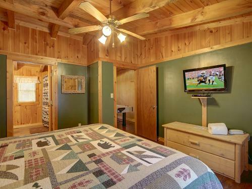 Hidden Treasures Cabin