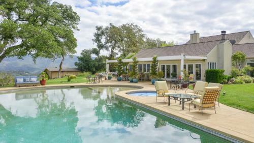 Sonoma Valley Vineyard Estate