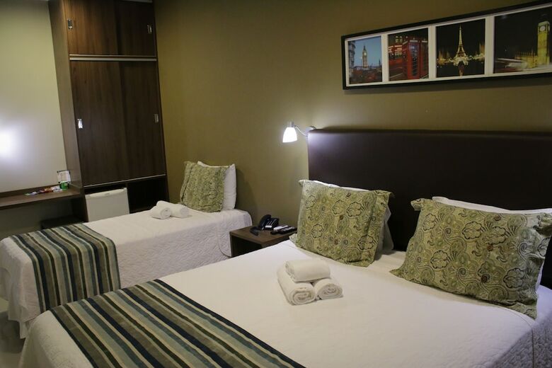 Ideali Hotel