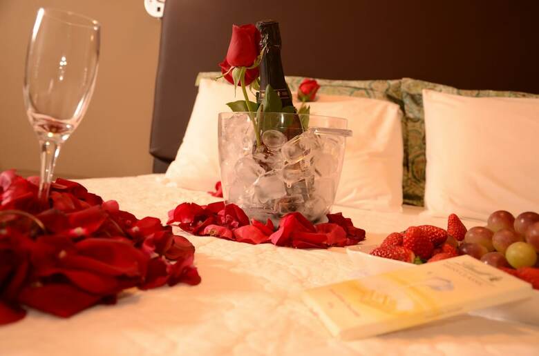Ideali Hotel