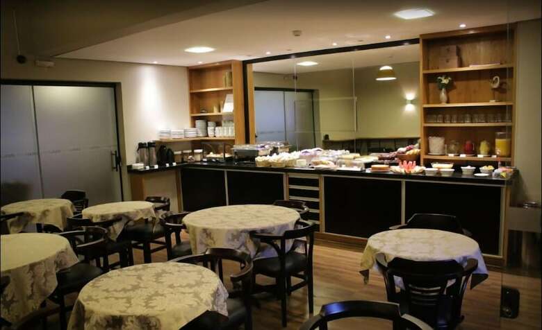 Ideali Hotel