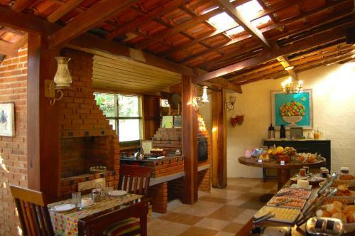 Hostal P�ssaro De Fogo