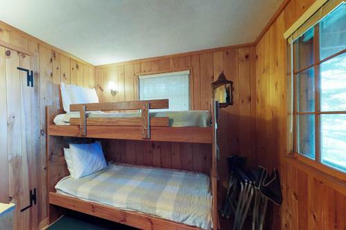 Traditional Maine Cabin