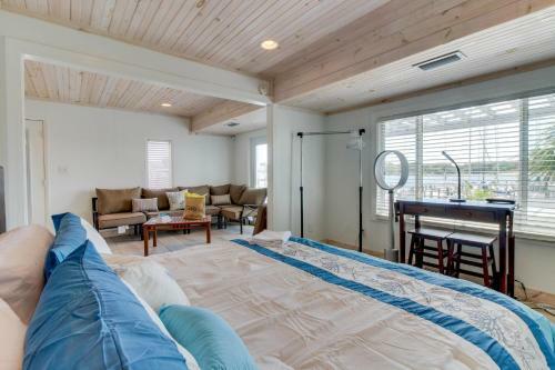 Pensacola Bay Studio At Pier One Marina