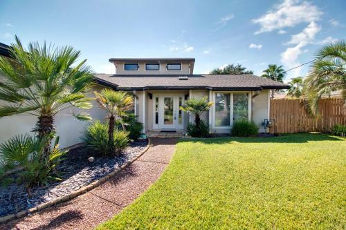 Executive Canal Home And Dock