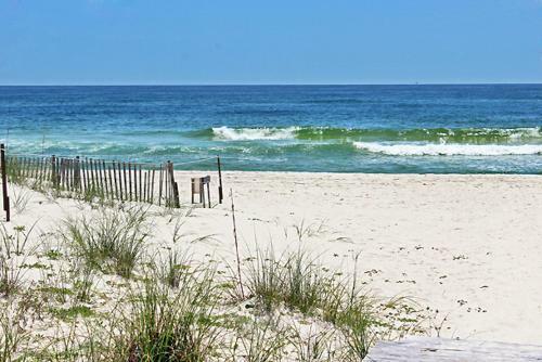 Cabana Beach House Holiday Home