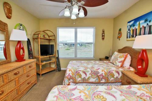Cabana Beach House Holiday Home