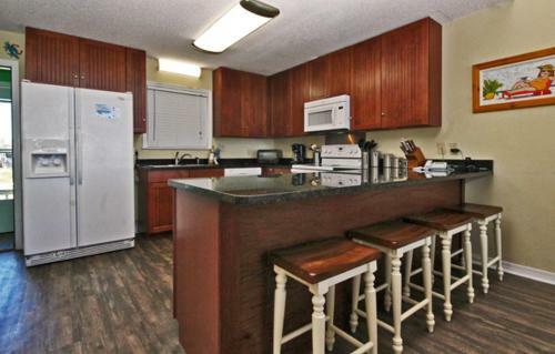 Cabana Beach House Holiday Home