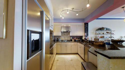 Avalon Penthouse 5