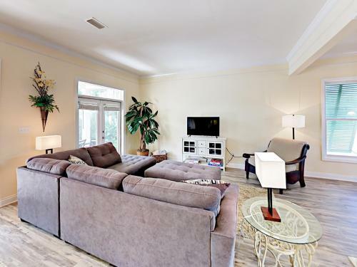 Stunning Kiva Dunes Home