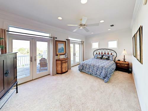 Stunning Kiva Dunes Home