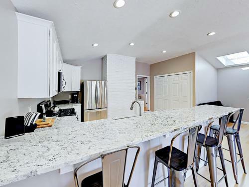 22 Sunrise Lane Home