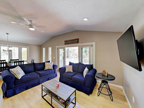 22 Sunrise Lane Home