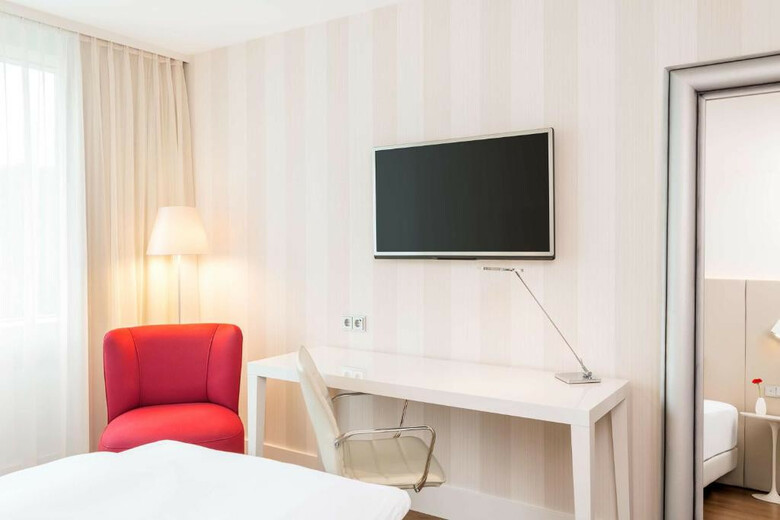 Hotel NH Collection K�ln Mediapark