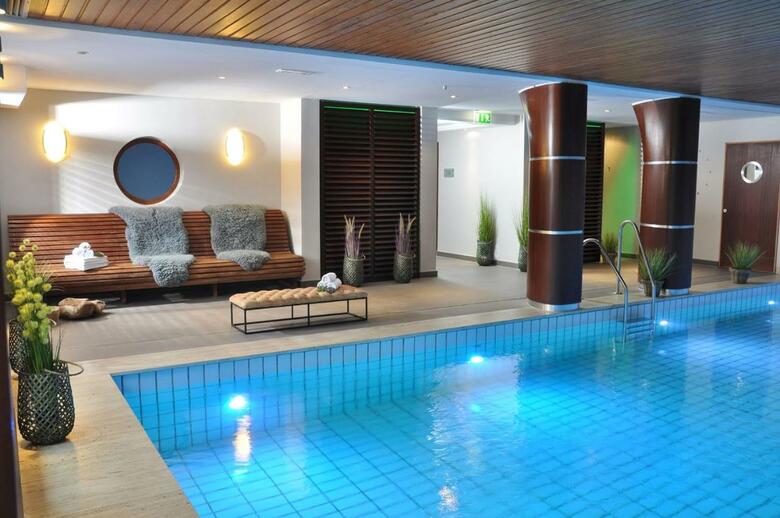 Top City Line Hotel Eggers(.)