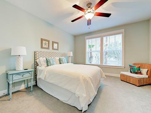 Grande Pointe Home