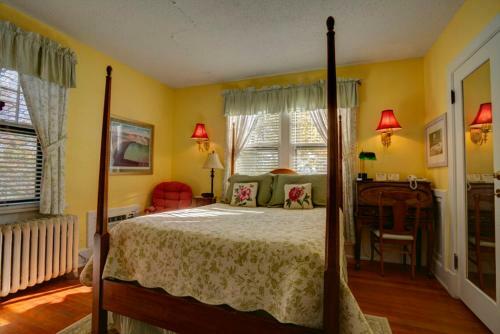 Brown Street Inn Bed And Breakfast