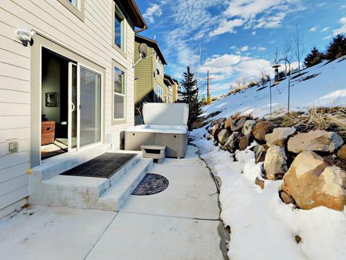 13285 Alexis Drive Townhouse