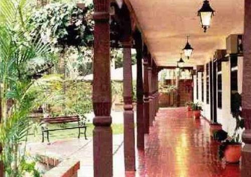 Aparthotel Urbari Apartment Hotel