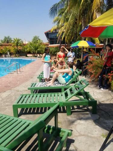 Aparthotel Urbari Apartment Hotel