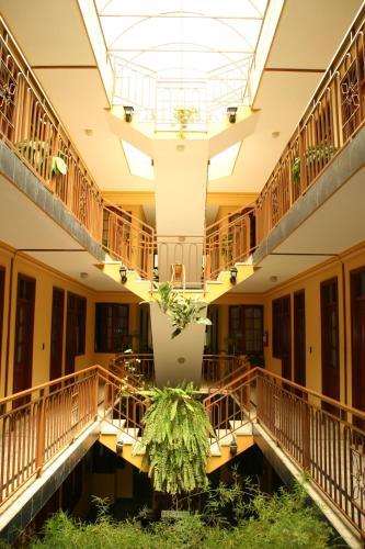 Hotel Martinez