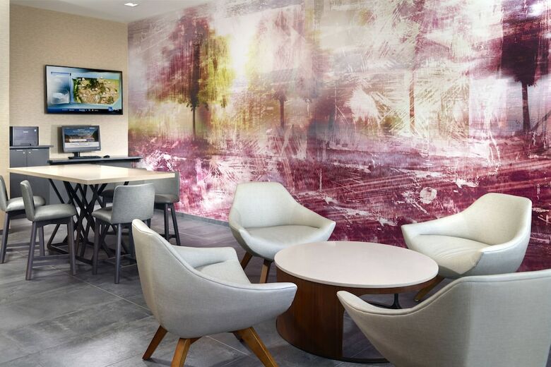 Hotel Courtyard By Marriott Lagrange