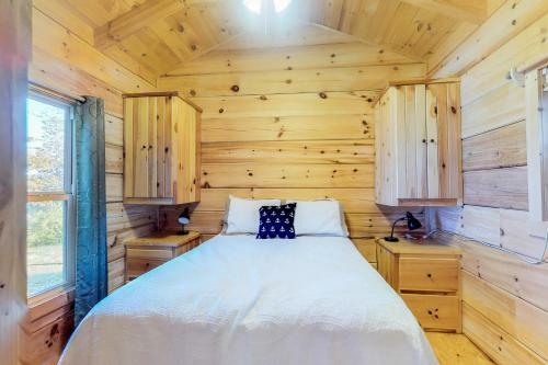 Rocky Creek Cabins A & B