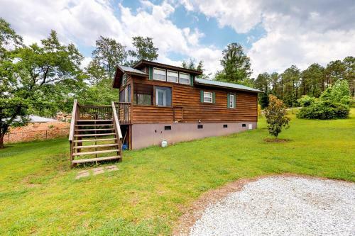 Rocky Creek Cabin B