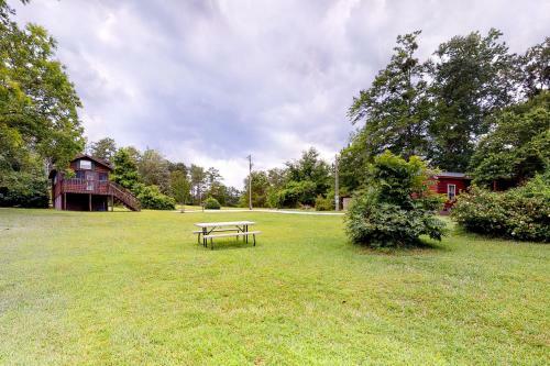 Rocky Creek Cabin B