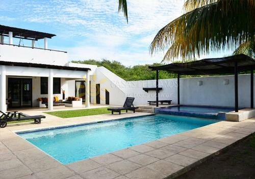 Casas Pelicanos