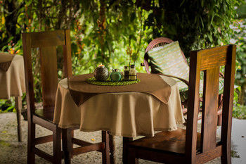 Hostal Hotel La Casa Rosa